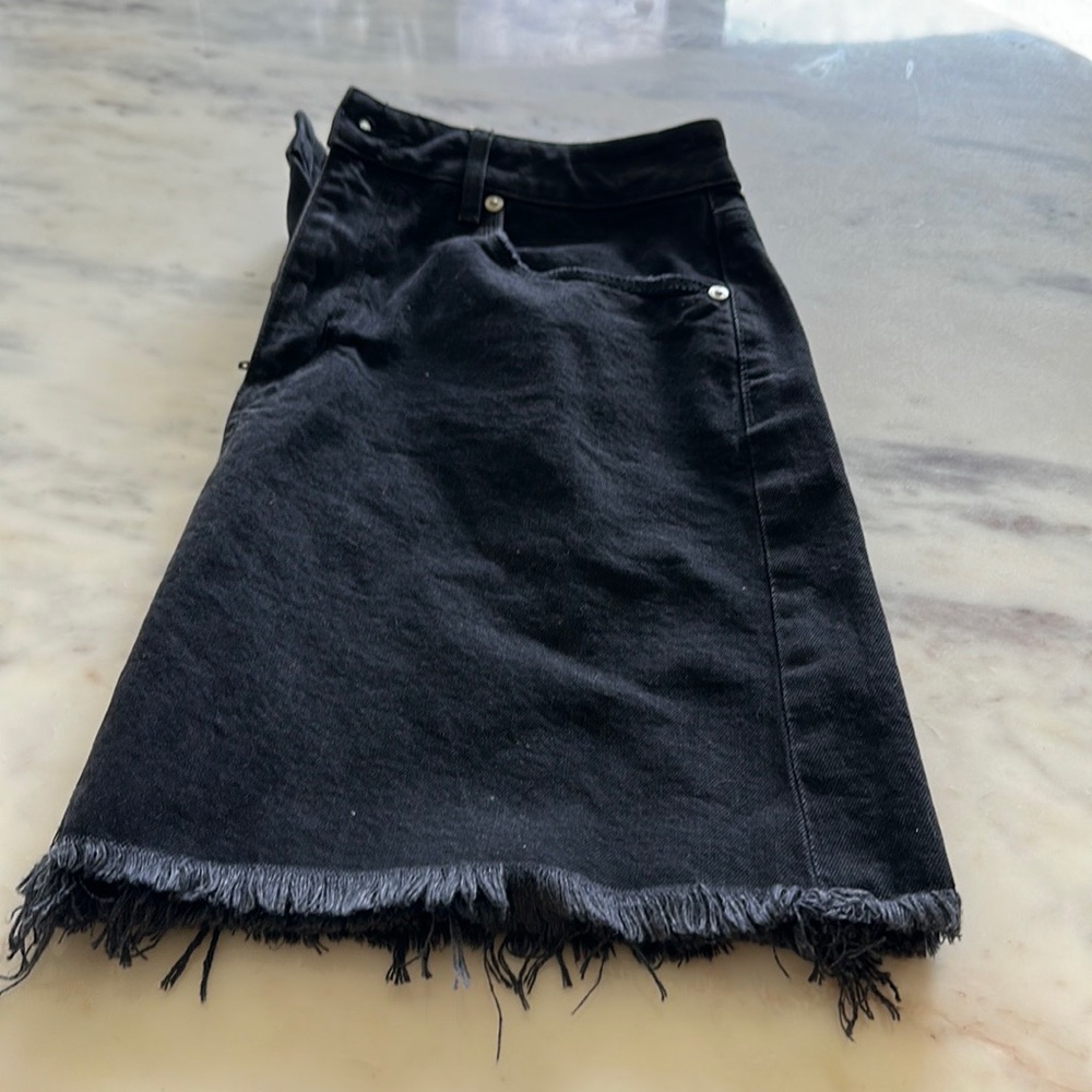Ann Taylor loft black denim miniskirt. Size 6. New condition.